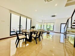 Lornie Road (D11), Terrace #466808551